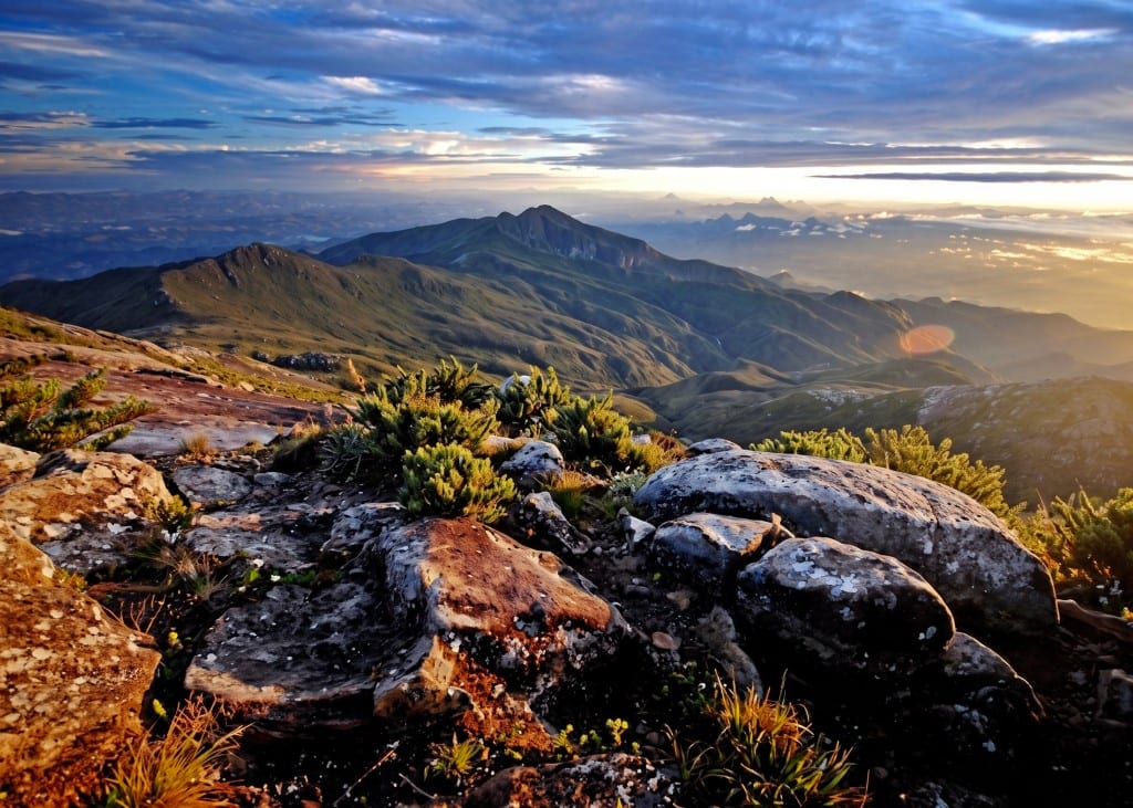 Vista das montanhas do Caparaó e Pico da Bandeira